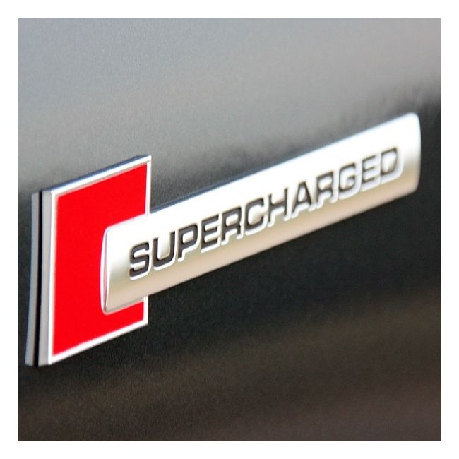 Emblema auto model "SUPERCHARGED", reliefata 3D, dimensiune 10 x 1 cm